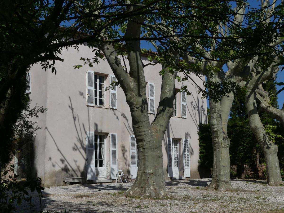 Le Charme D'Une Vieille Bastide Provencale Sollies Pont Bagian luar foto