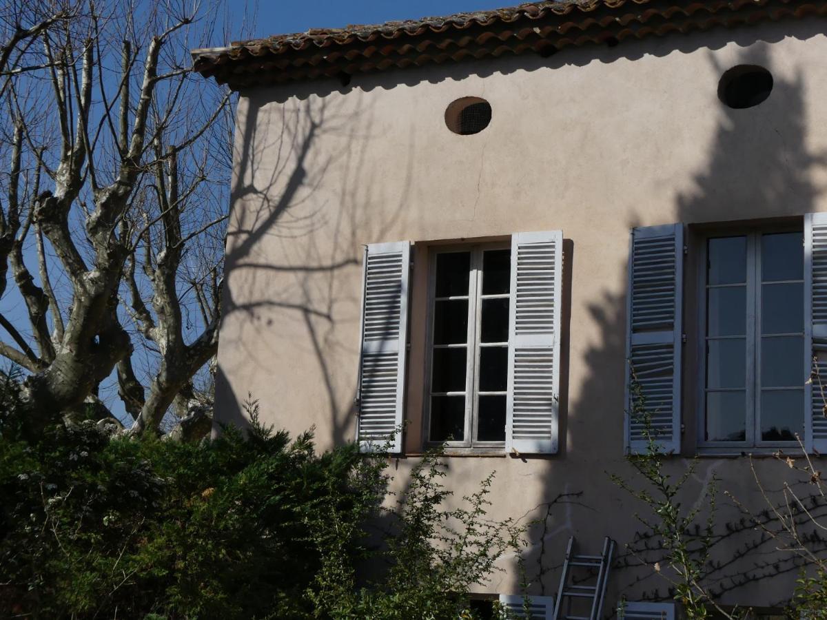 Le Charme D'Une Vieille Bastide Provencale Sollies Pont Bagian luar foto