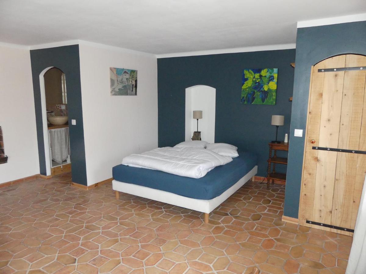 Le Charme D'Une Vieille Bastide Provencale Sollies Pont Bagian luar foto